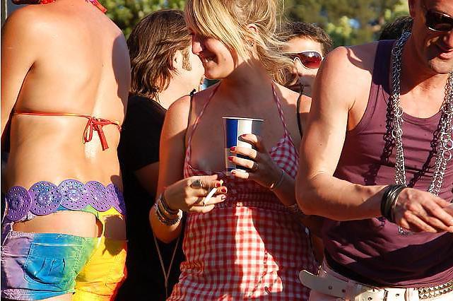 15P Downblouse 001