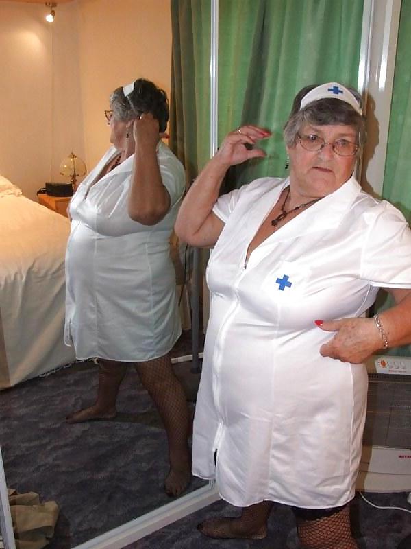 20P Dressed saggy tits.