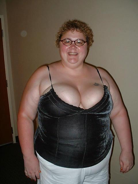 20P Dressed saggy tits.