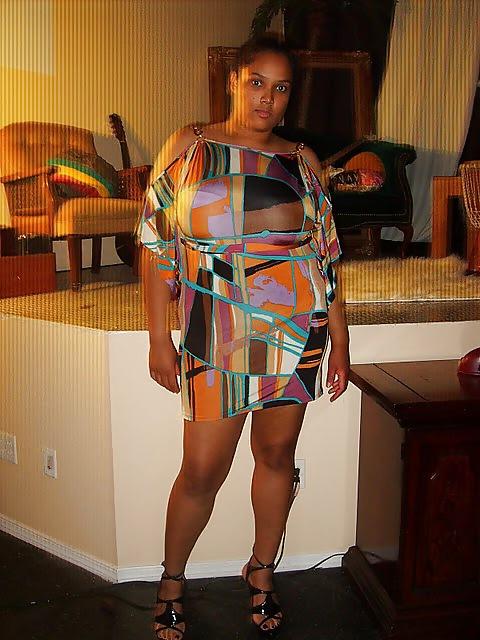 10P I see bbw and 1 hot ass white girl