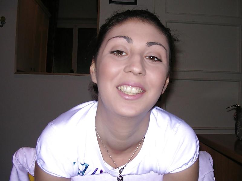 24P Busty Girlfriend With Hairy Pussy Self Shot Nude Pics