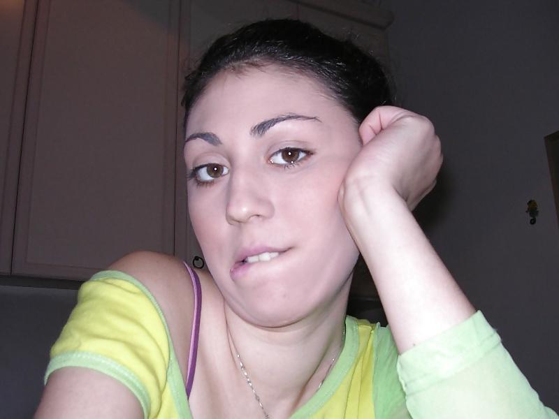 24P Busty Girlfriend With Hairy Pussy Self Shot Nude Pics