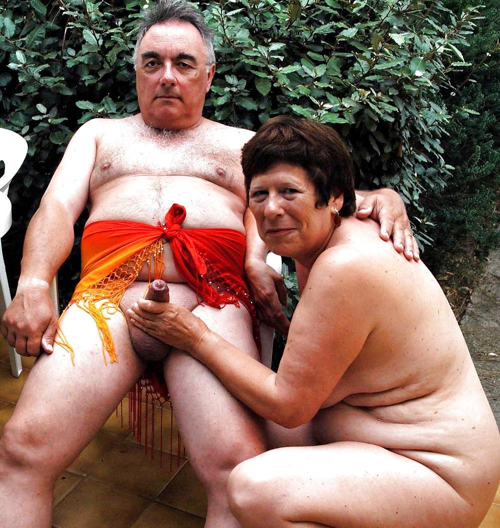 24P Seniors having sex