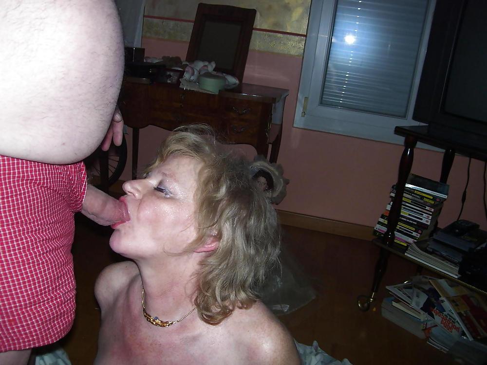 24P Seniors having sex