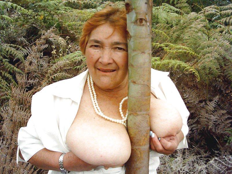 25P Colombian granny Bell (fourteenth set)