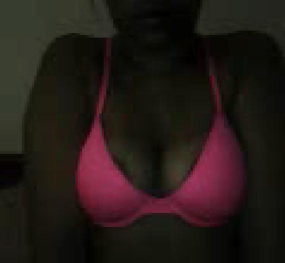 9P Chocolate woman pink lingerie