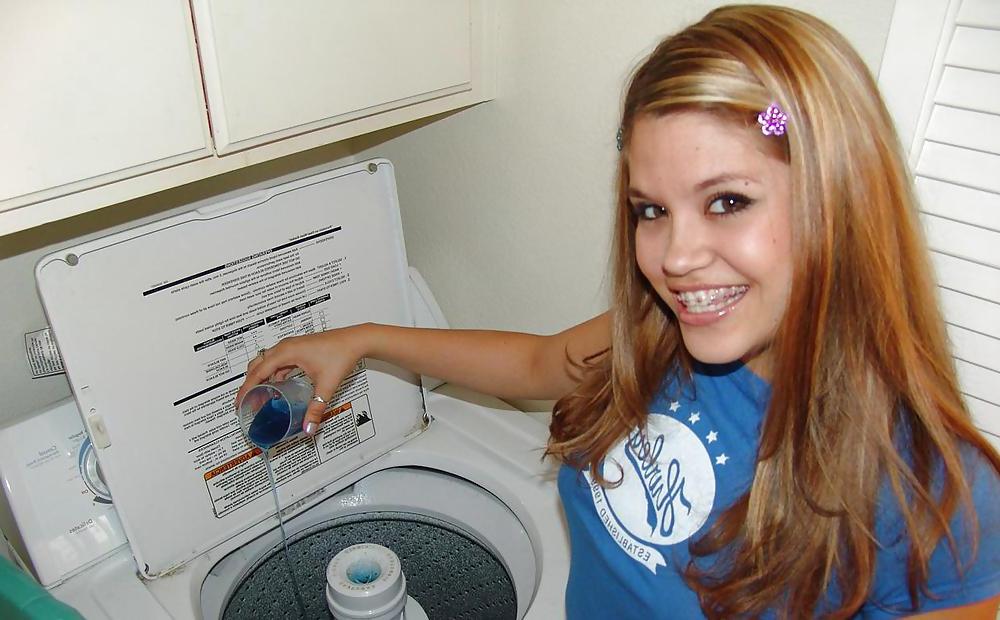 25P Horny Topanga - On top of the washer