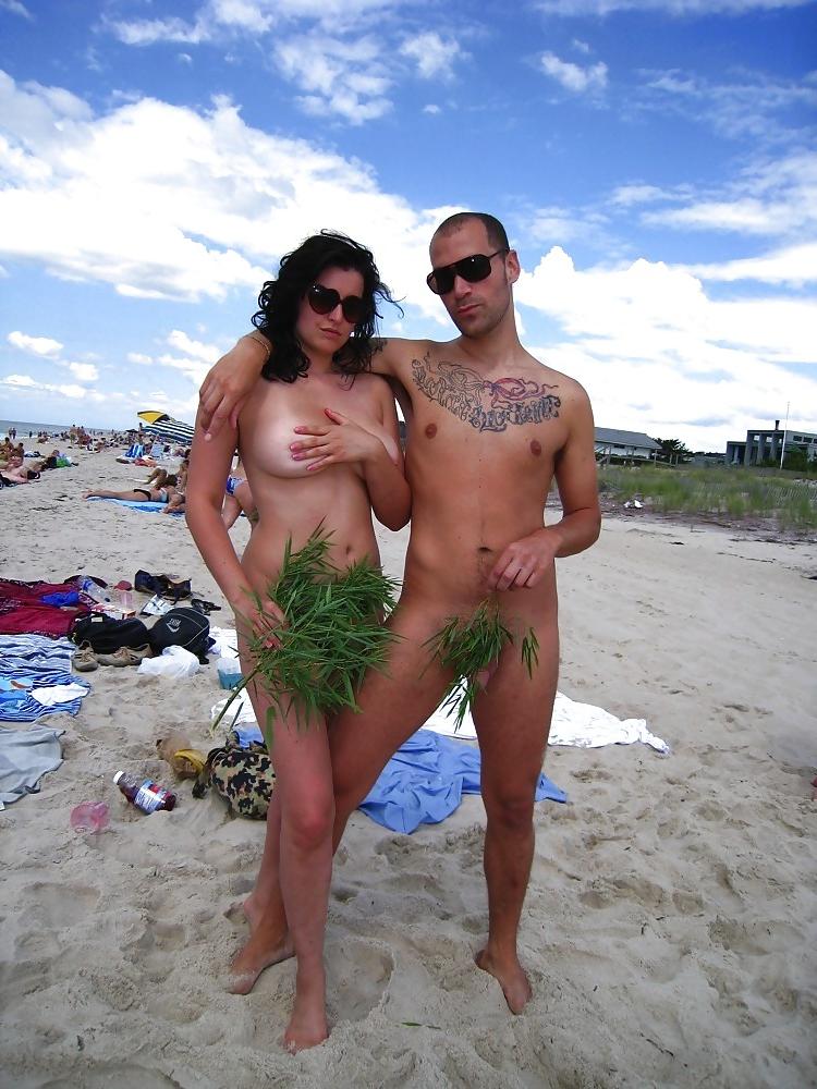 25P Nudists and outdoor fun