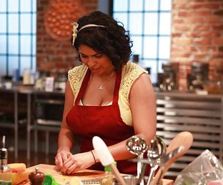 25P FOOD Network KICKS ASS
