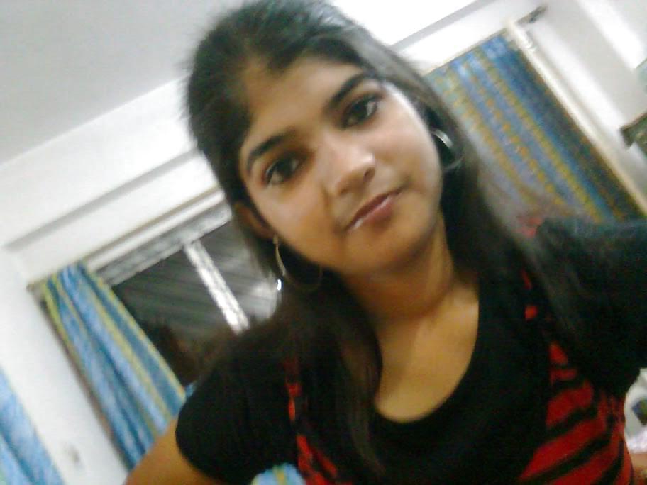 20P Topless Indian Wife