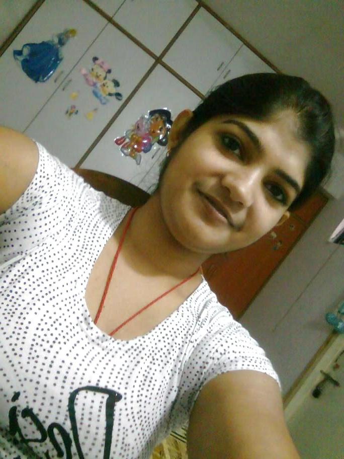 20P Topless Indian Wife