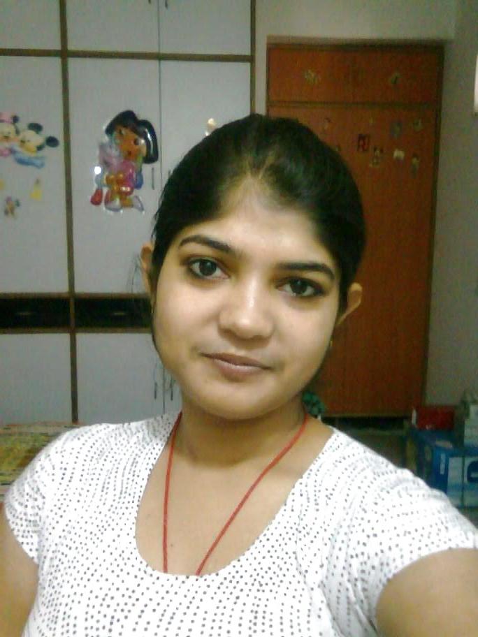 20P Topless Indian Wife