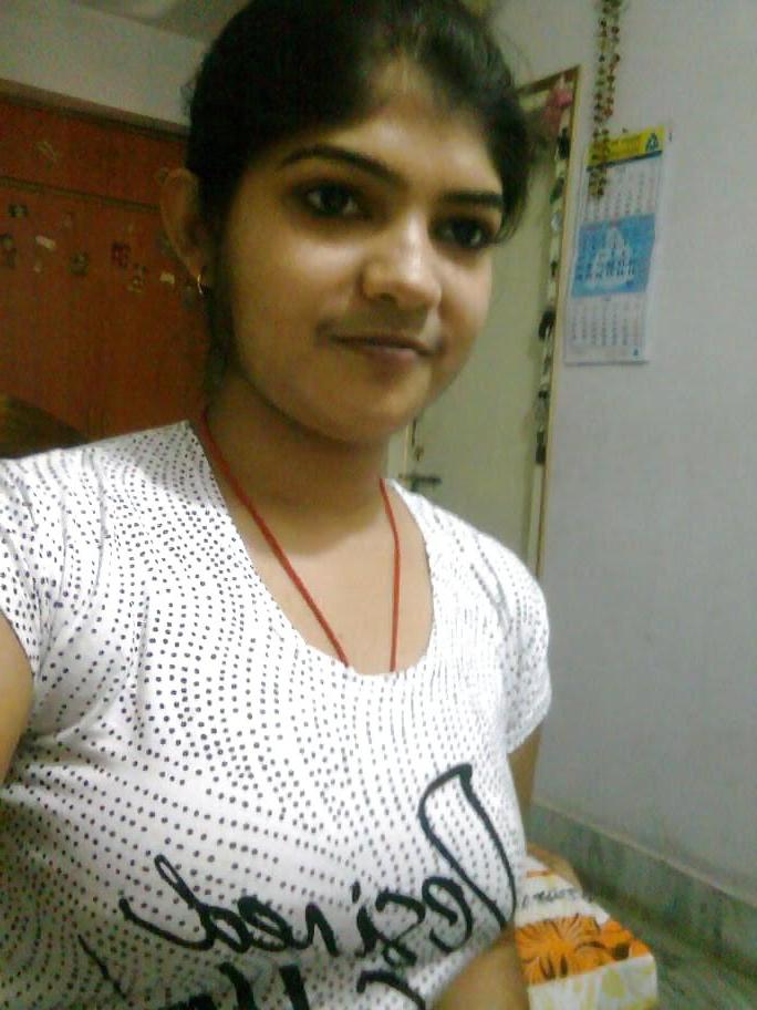 20P Topless Indian Wife