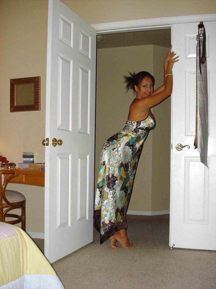 25P Columbian Girl in Miami, Florida
