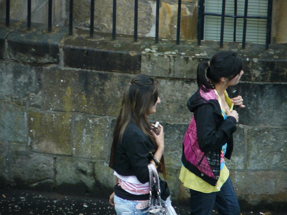 25P On High Downblouse
