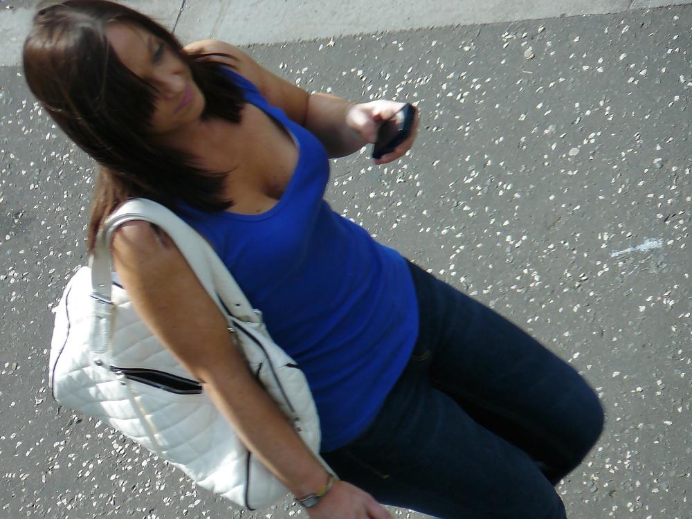 25P On High Downblouse