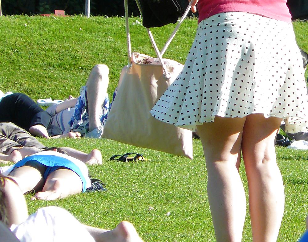 25P On High Downblouse