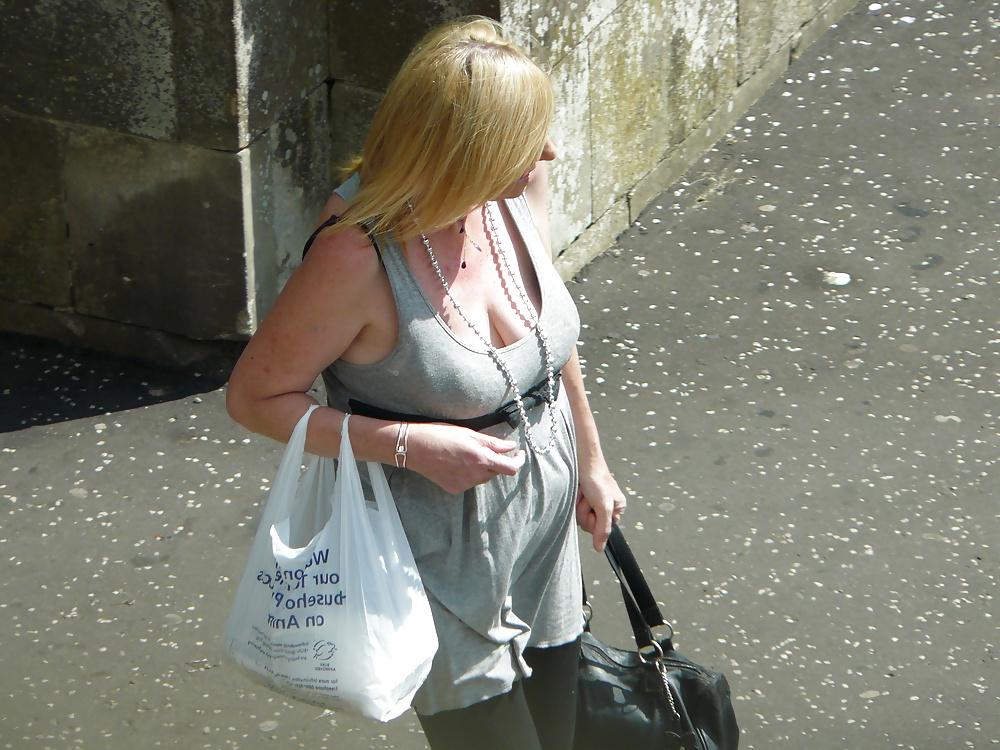 25P On High Downblouse