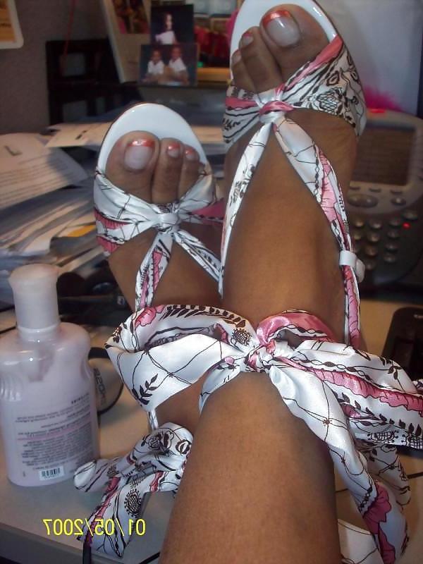 5P Sum 07 Pics My Lady Friend Took At Her Desk