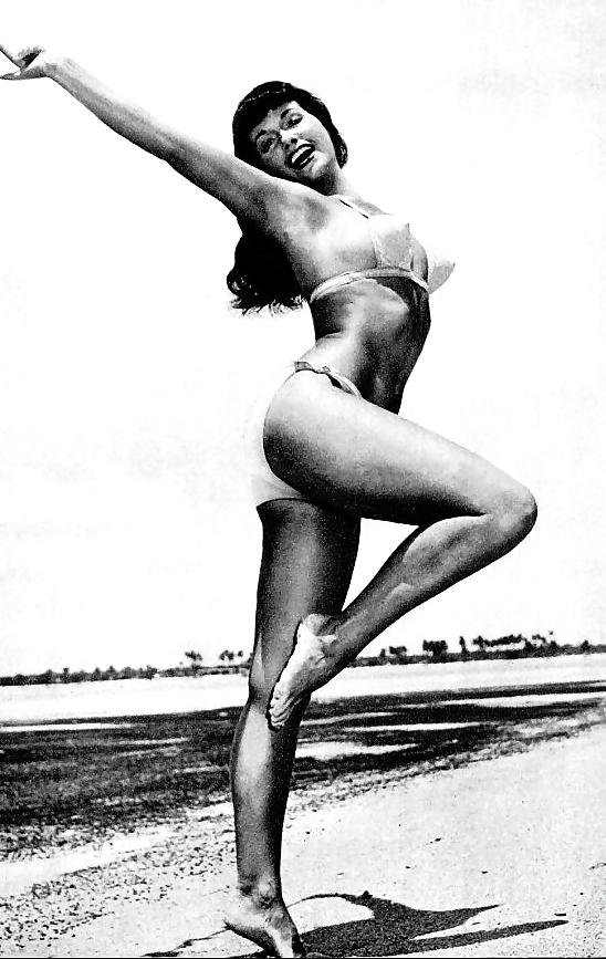 25P The Beauty of Bettie Page 4