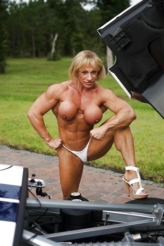 25P Esel loves... the beauty of FEMALE BODYBUILDING 1