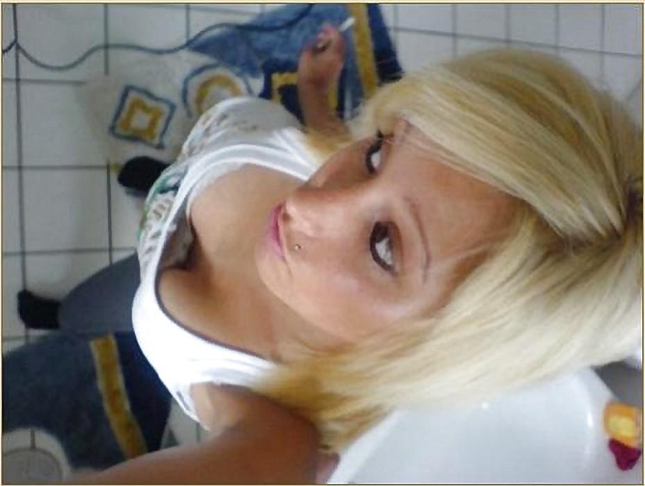 25P Teen self pic #3