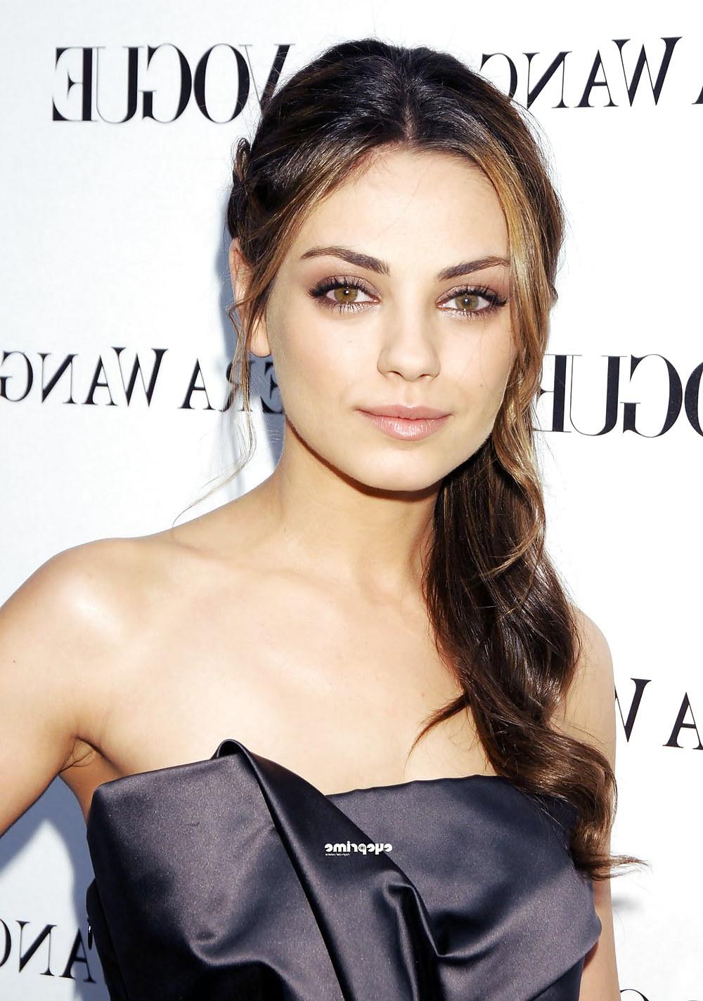 10P Natalie Portman skinny tits mila kunis