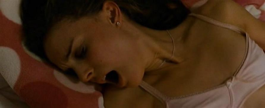 10P Natalie Portman skinny tits mila kunis