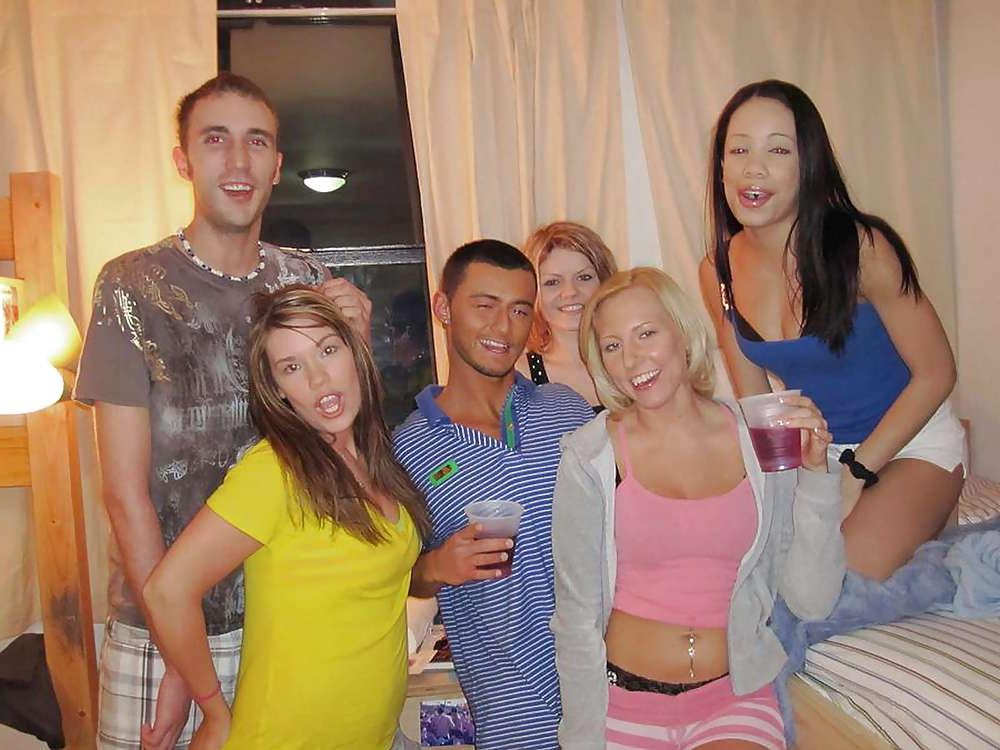 25P Hostel Girls