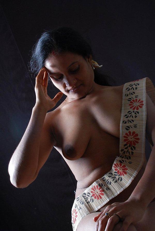 10P Desi escort