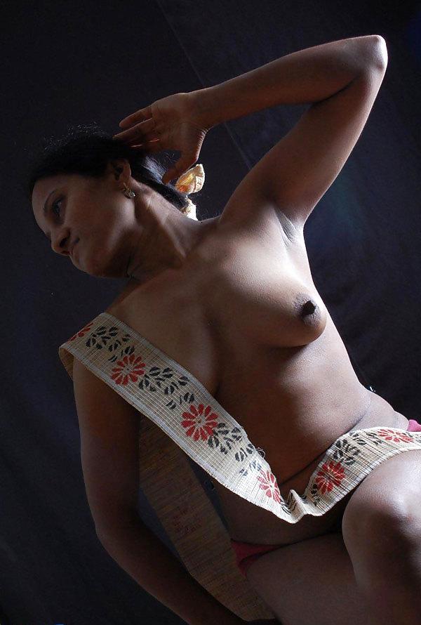 10P Desi escort