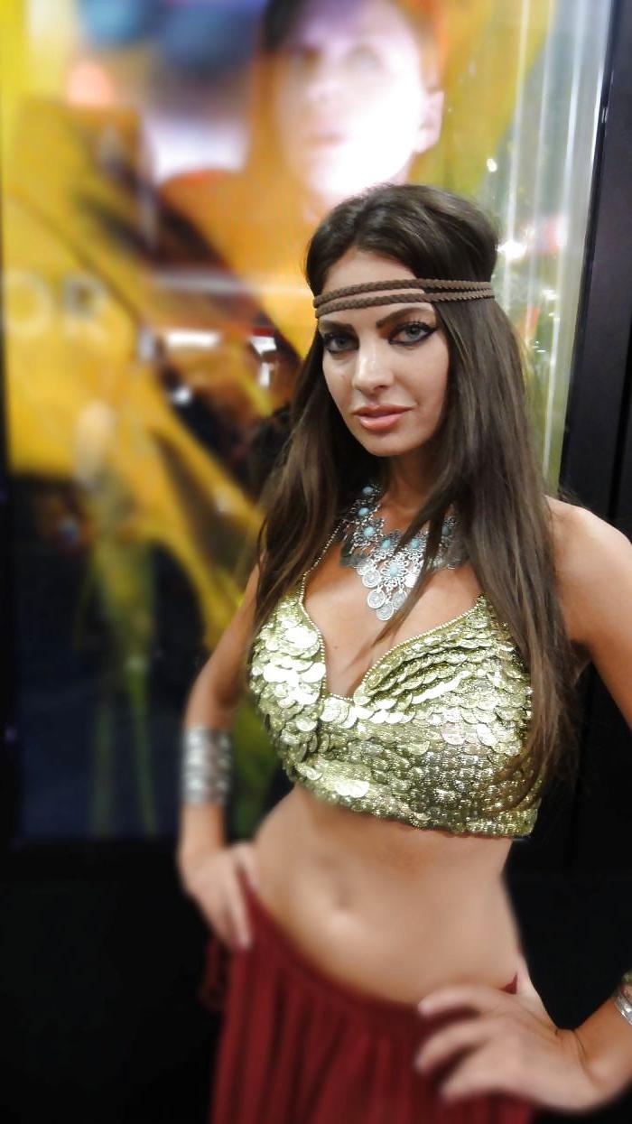 25P Girls of comic con