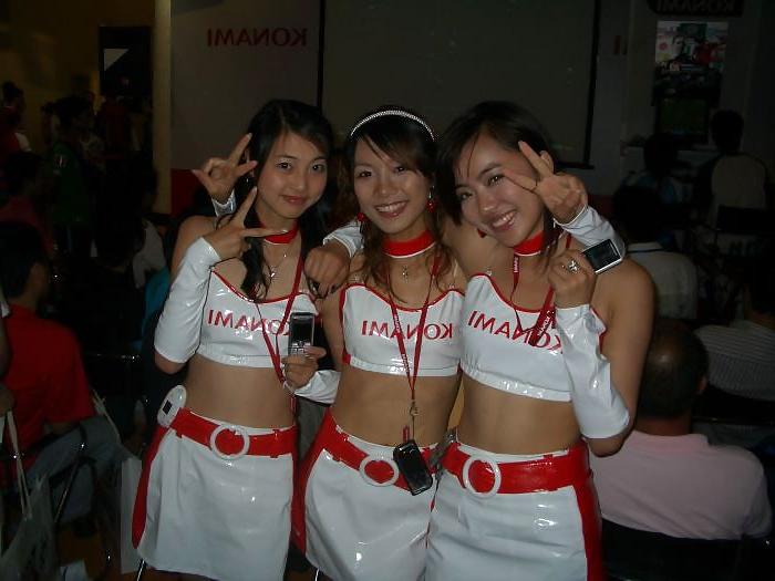 25P Girls of comic con