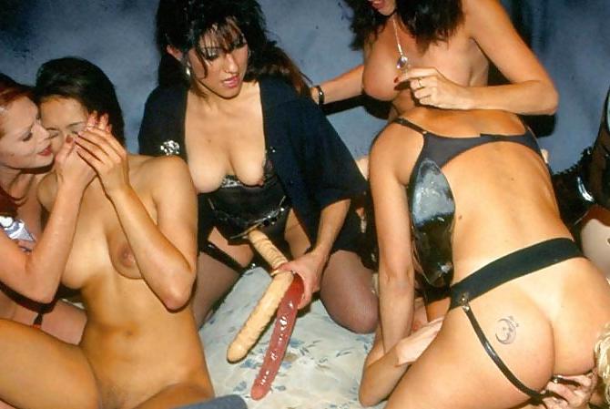 17P Lesbians party by Sail