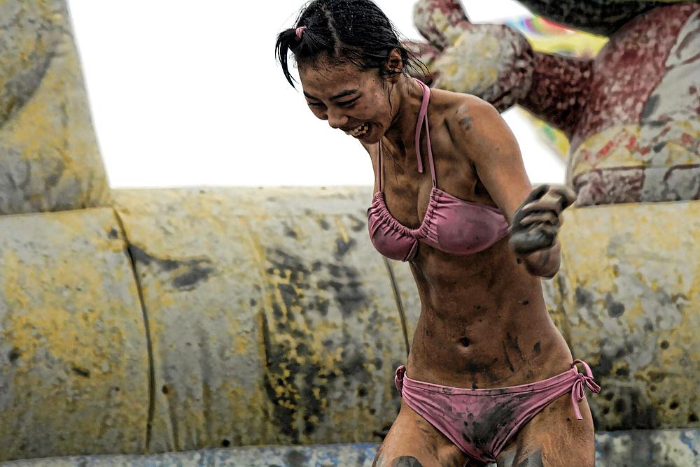 25P Photoshop fun ( Public nudity 2 )