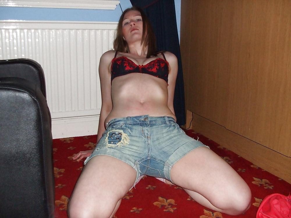 25P Alison exposing her NAKED-SELF to you all.