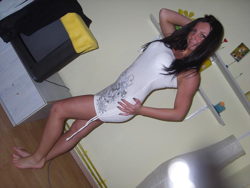 25P Sexy Polish brunette