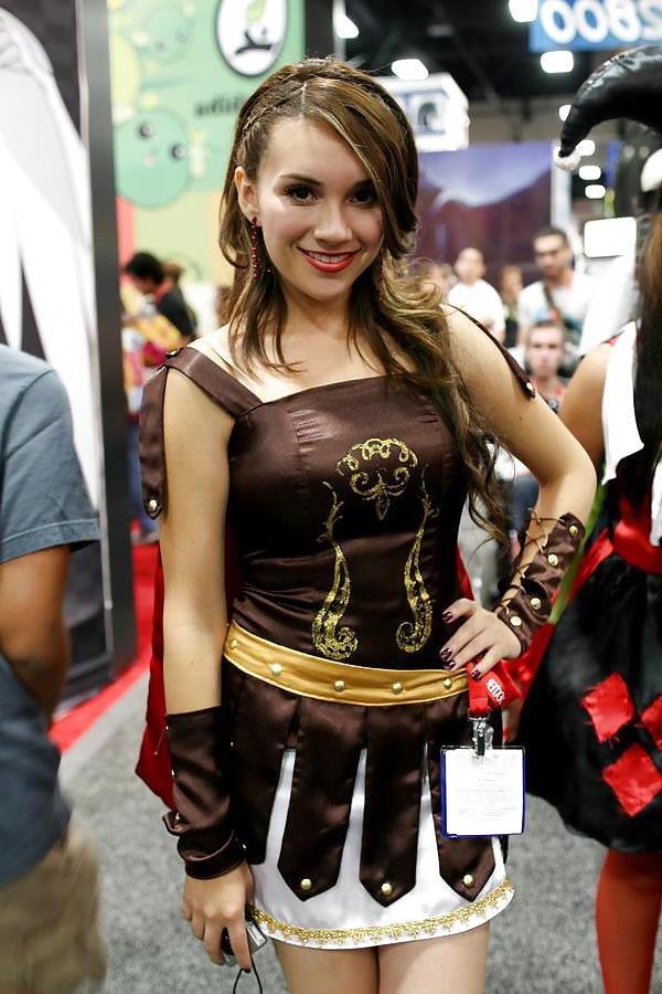 25P Comic-con 2011  las mejores chicas