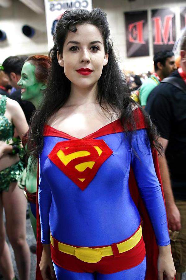 25P Comic-con 2011  las mejores chicas