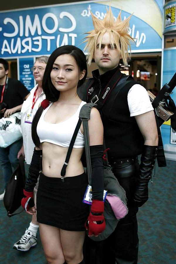 25P Comic-con 2011  las mejores chicas