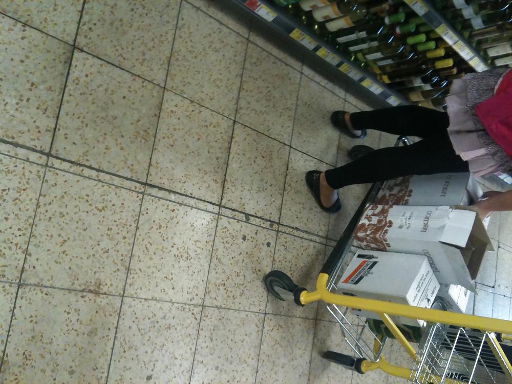 25P Selfmade candid pics ....