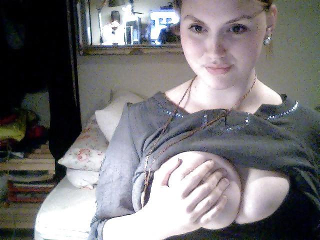 25P Otoni, una chica con curvas de Islandia (Beauty Chubby)