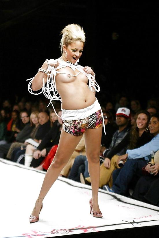13P Small Flat Tit Celebs