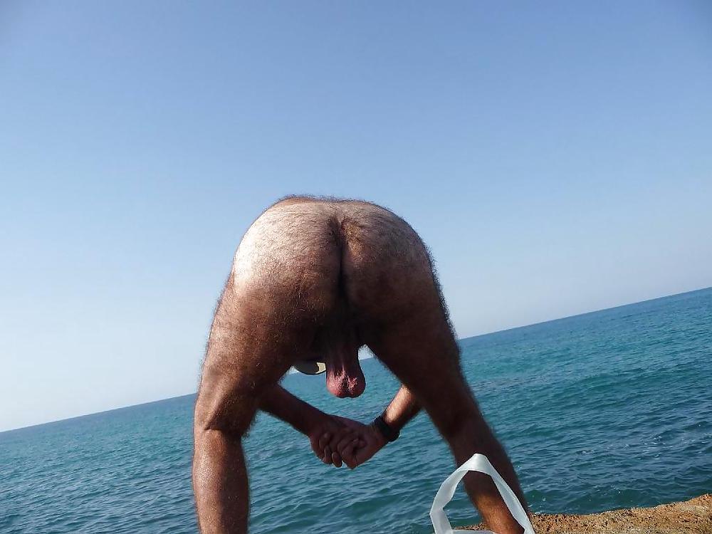 8P ME ...Exhib at Sea