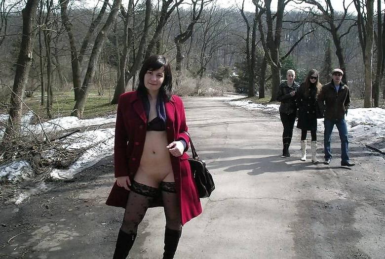 14P Upskirts and flashing