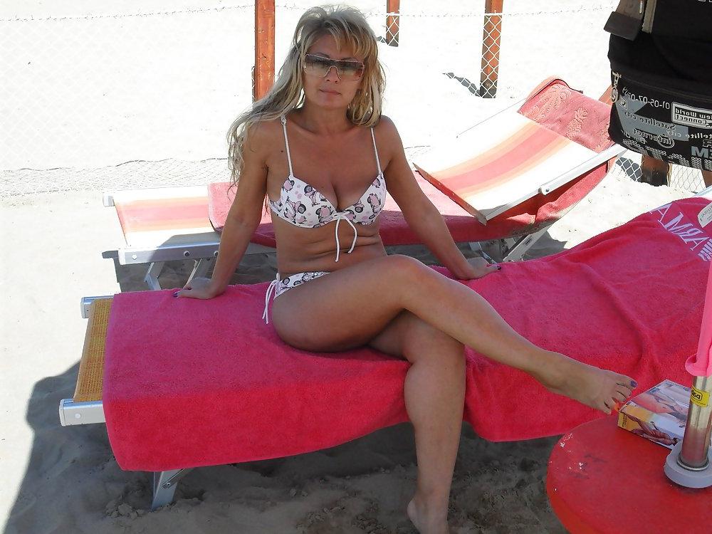 13P Incrontro con Milf per week al mare
