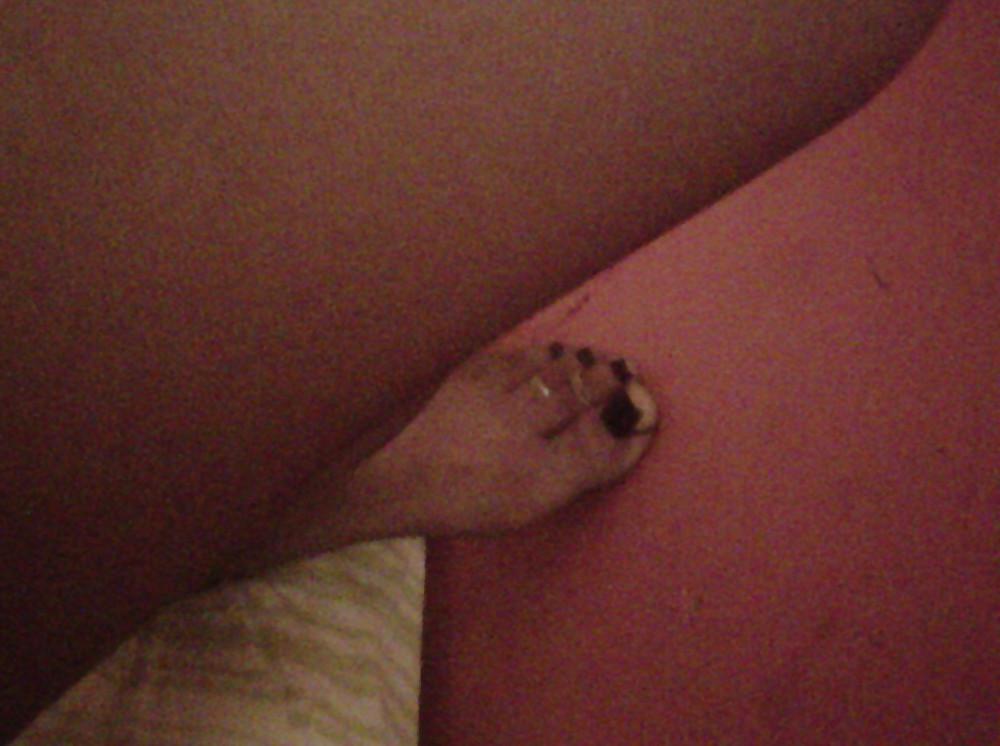 25P Foot and nylon fetish