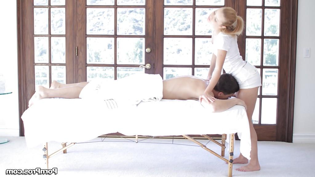 16P Latina masseuse Jessie Rogers makes guy relax and rides throbbing cum-stick