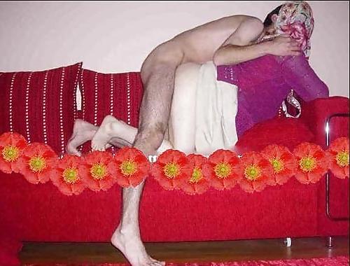 25P Arab Girls 15
