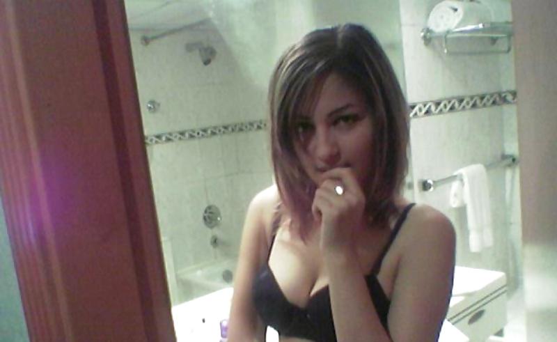 25P Arab Girls 15